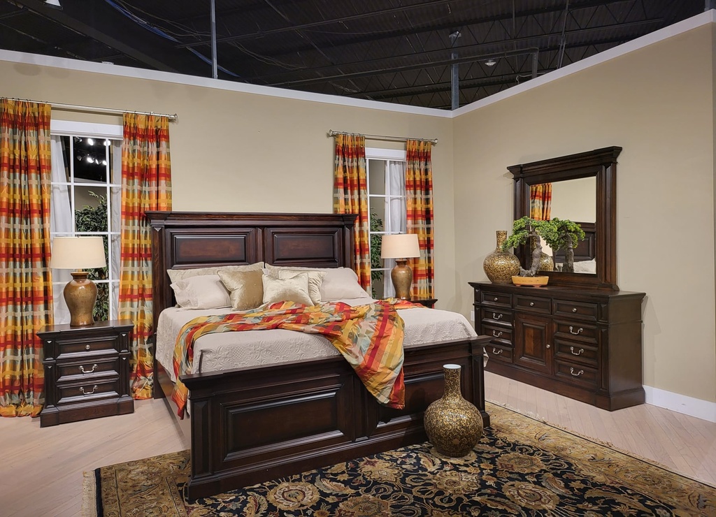 MB010BR Queen Bed, Dresser, Mirror, Chest and 1 Night Stand $2595