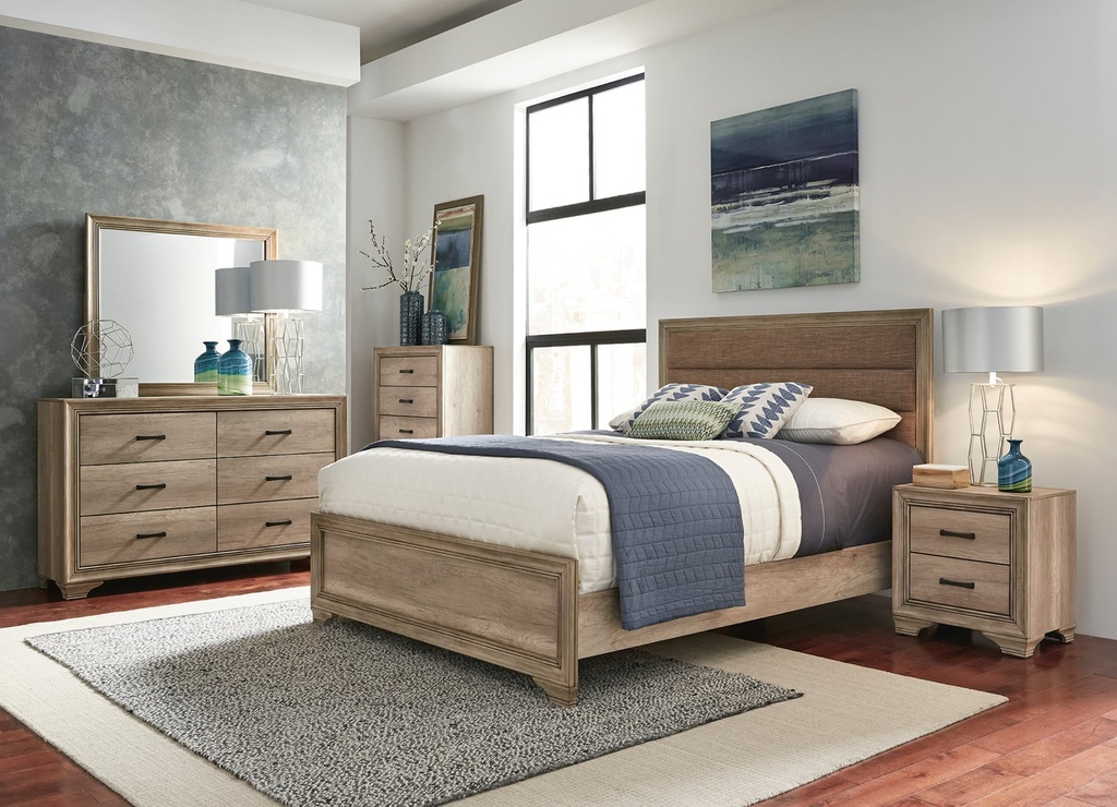 439 Queen Panel Bed, Dresser, Mirror, Chest, and 1 Nightstand $1695
