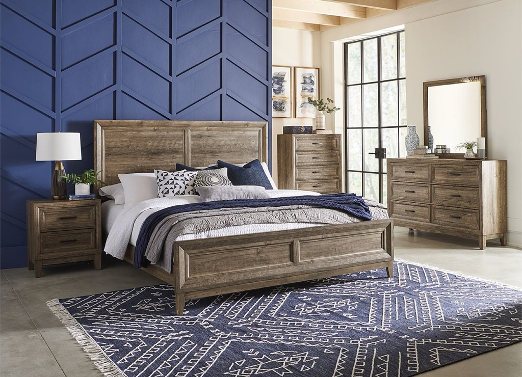 384 Queen Panel Bed, Dresser, Mirror, Chest, and 1 Nightstand $1595